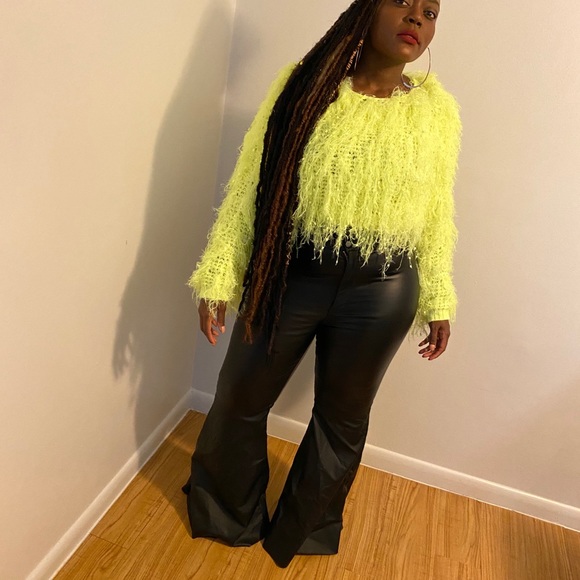 Pants - Plus size stretch faux leather pants